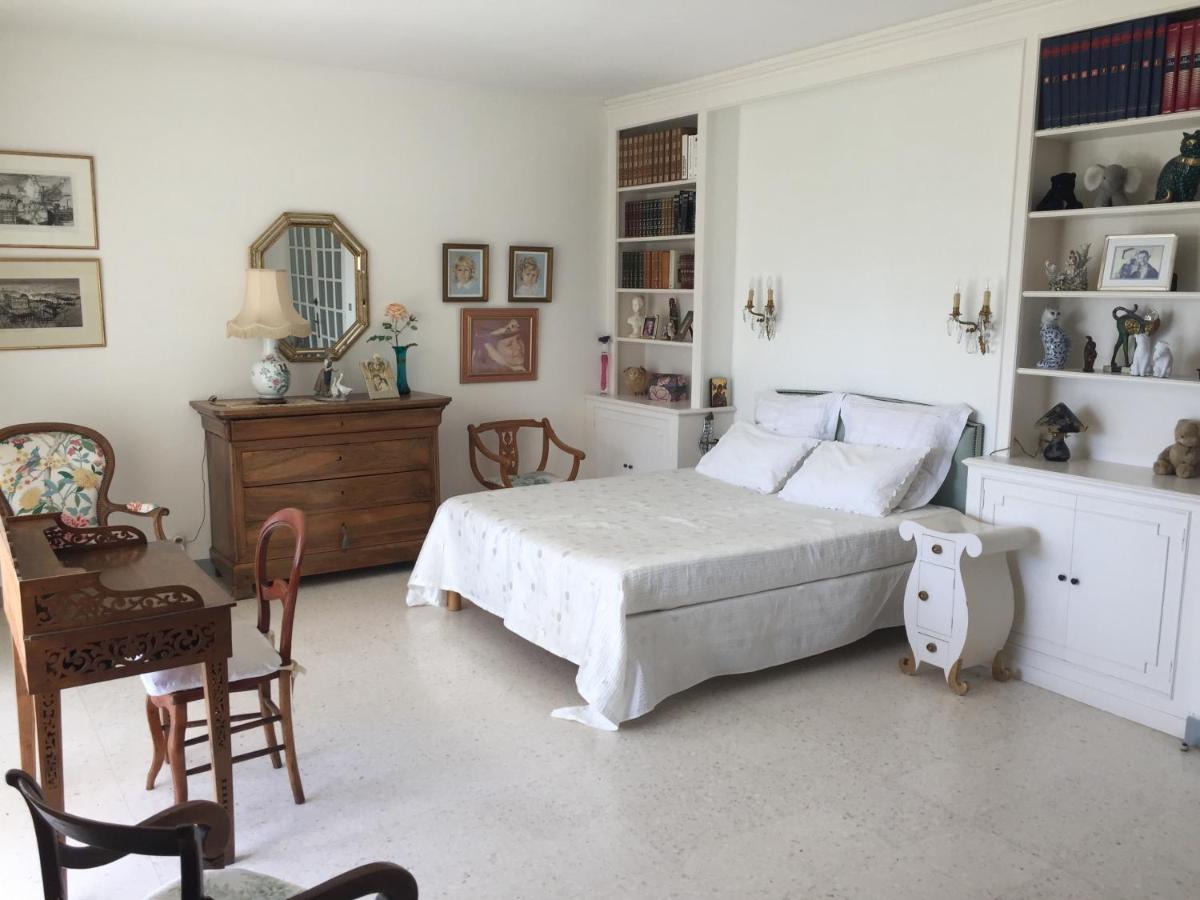 Chez Mamouska Bed & Breakfast